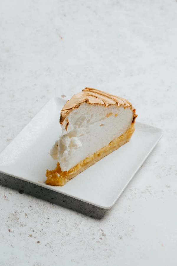 Tarta de limón con merengue